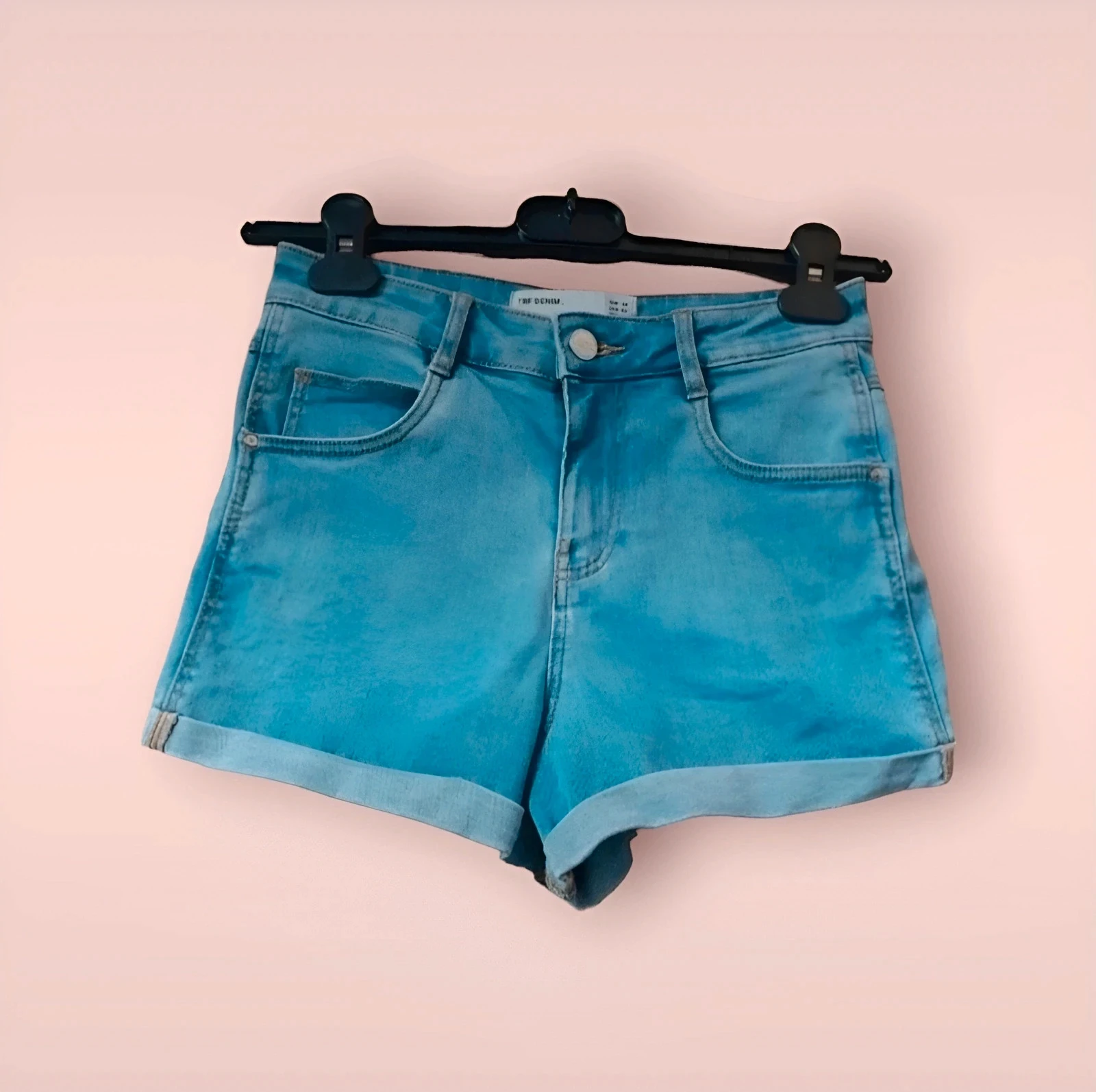Short en jean.